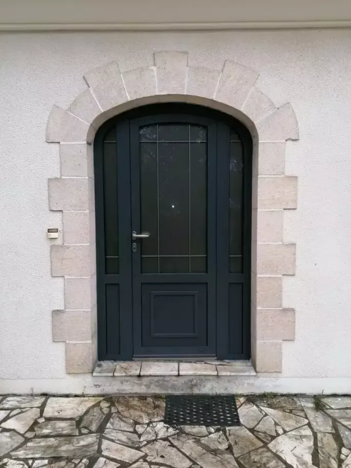 Porte à Séreilhac