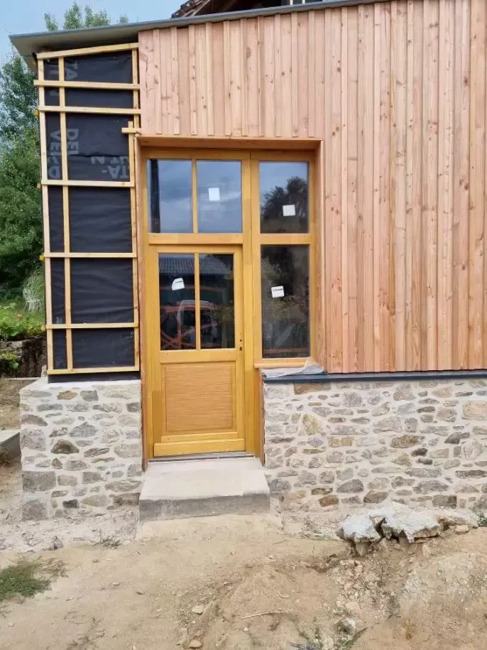 porte fenetre en bois